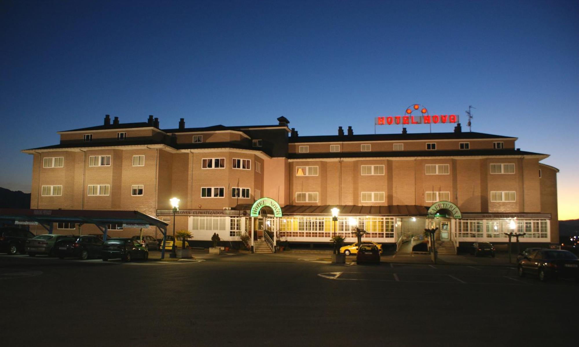 Hotel Novo Ponferrada Extérieur photo
