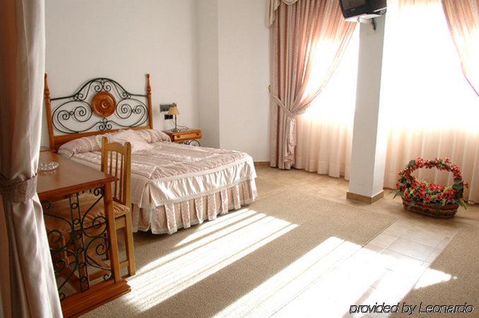Hotel Novo Ponferrada Chambre photo