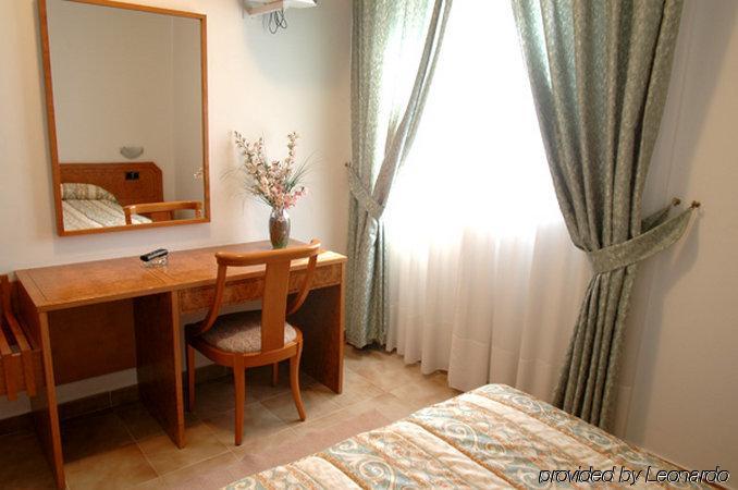 Hotel Novo Ponferrada Chambre photo