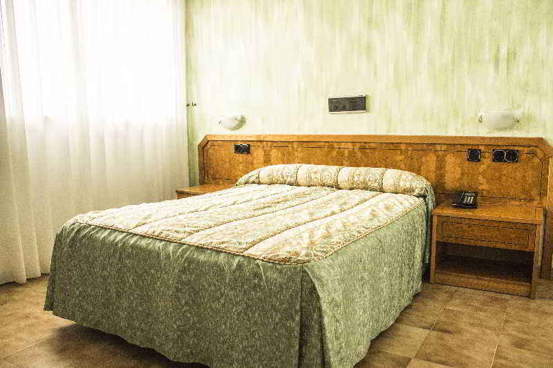 Hotel Novo Ponferrada Extérieur photo